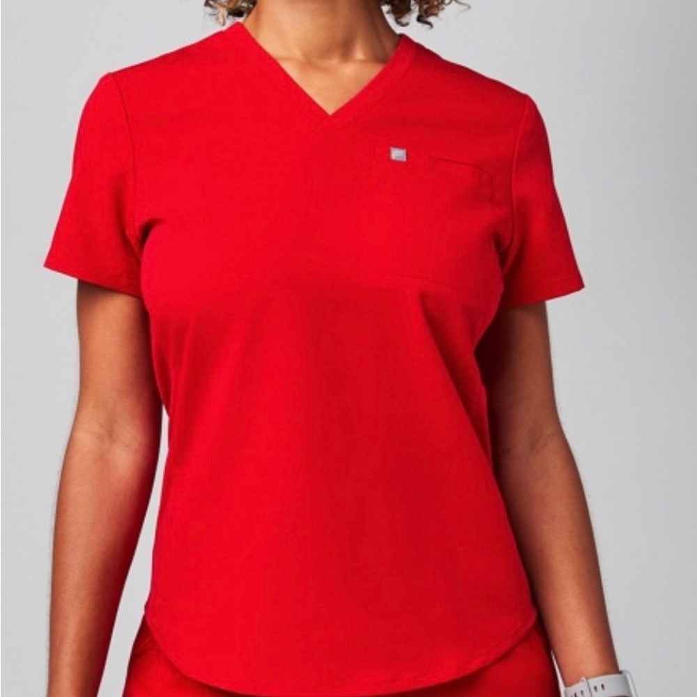 Fabletics Goji Red Vital 1-Pocket Scrub Top